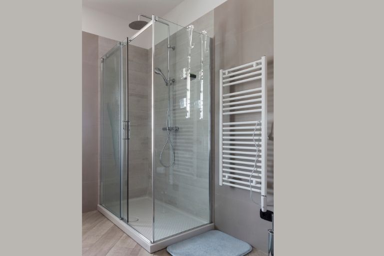 Apa Itu Shower Box Atau Sekat Shower dan Fungsinya? - NAMOO UPVC